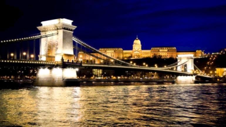 CHAIN BRIDGE, BUDAPEŞTE – NEHİR DONSA DA KAVUŞSAK :)